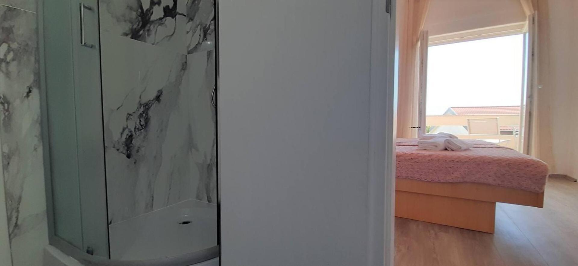 Guest House Helena Close To Beach Krk Town Esterno foto