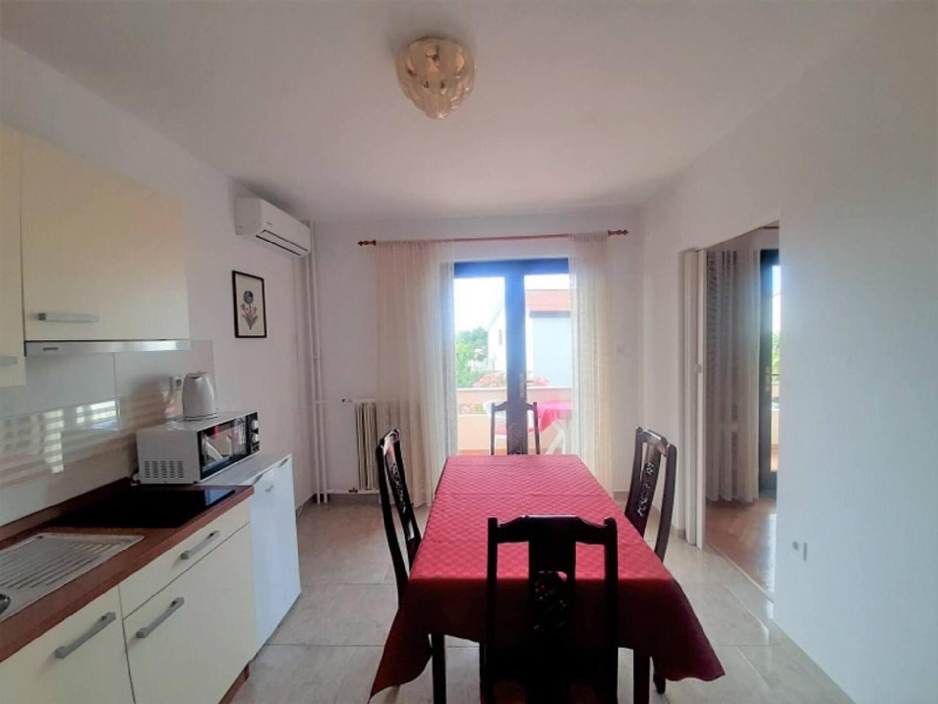 Guest House Helena Close To Beach Krk Town Esterno foto