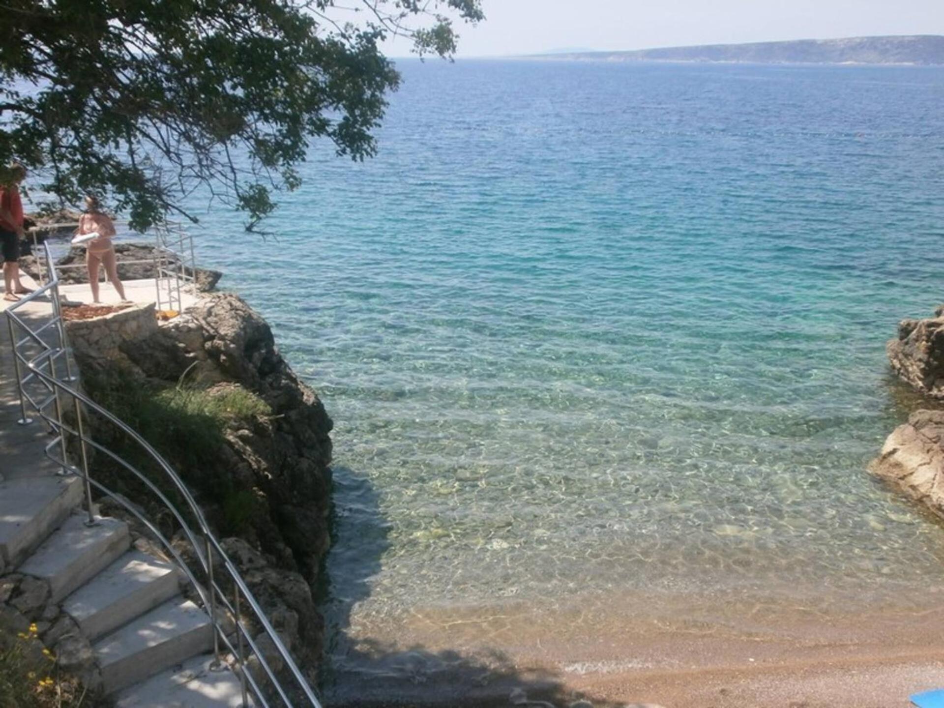 Guest House Helena Close To Beach Krk Town Esterno foto