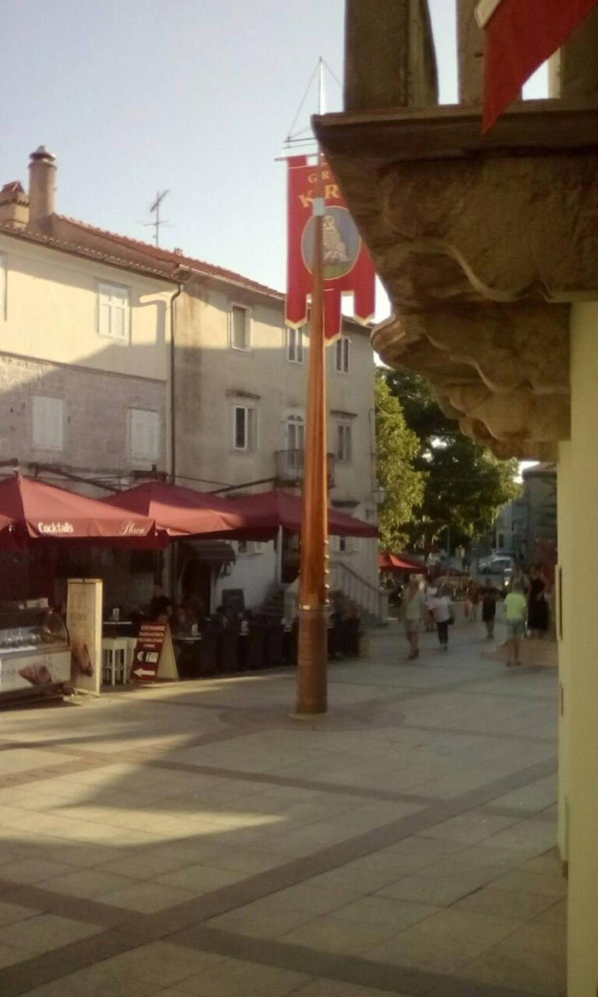 Guest House Helena Close To Beach Krk Town Esterno foto