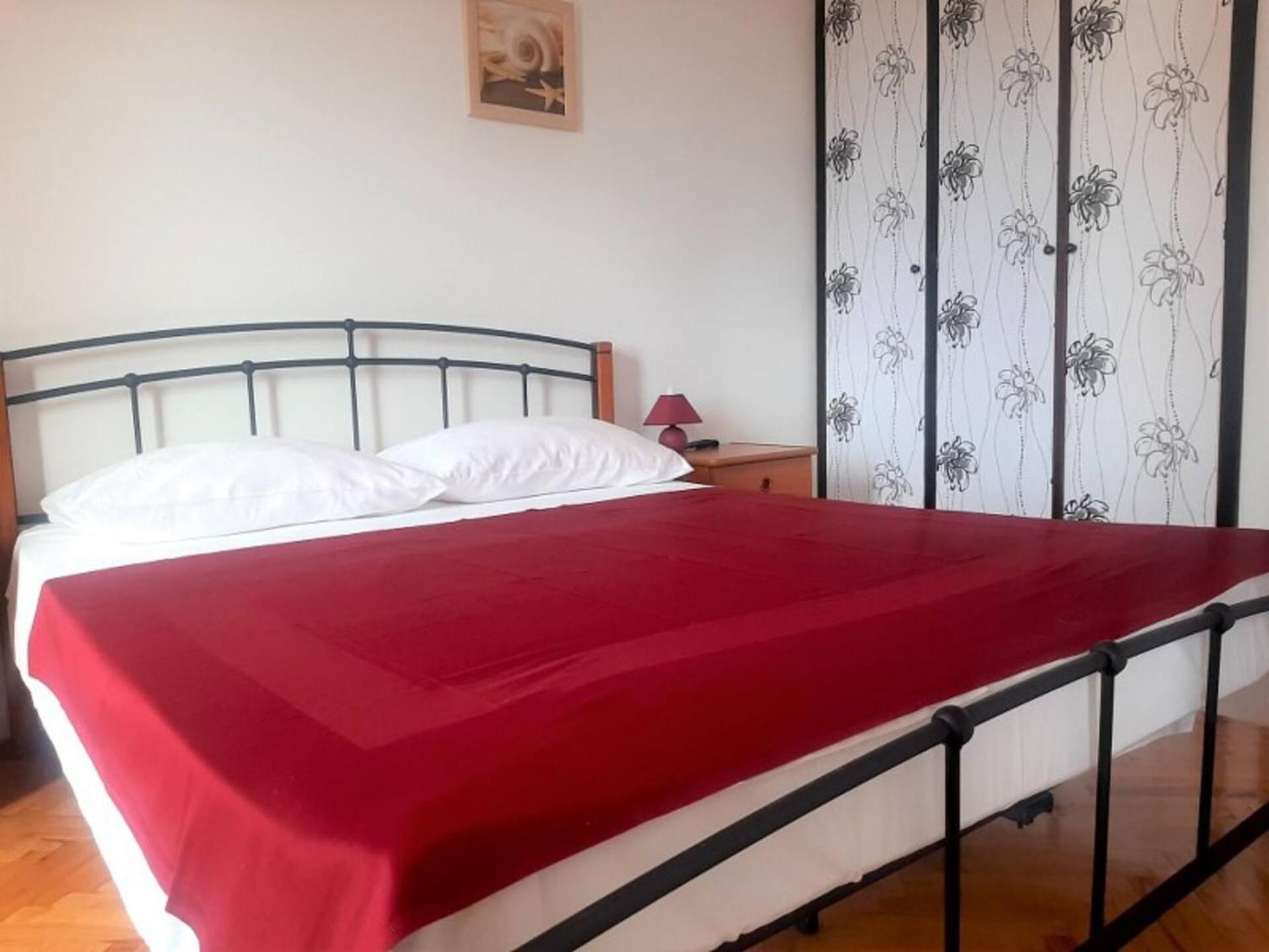 Guest House Helena Close To Beach Krk Town Esterno foto