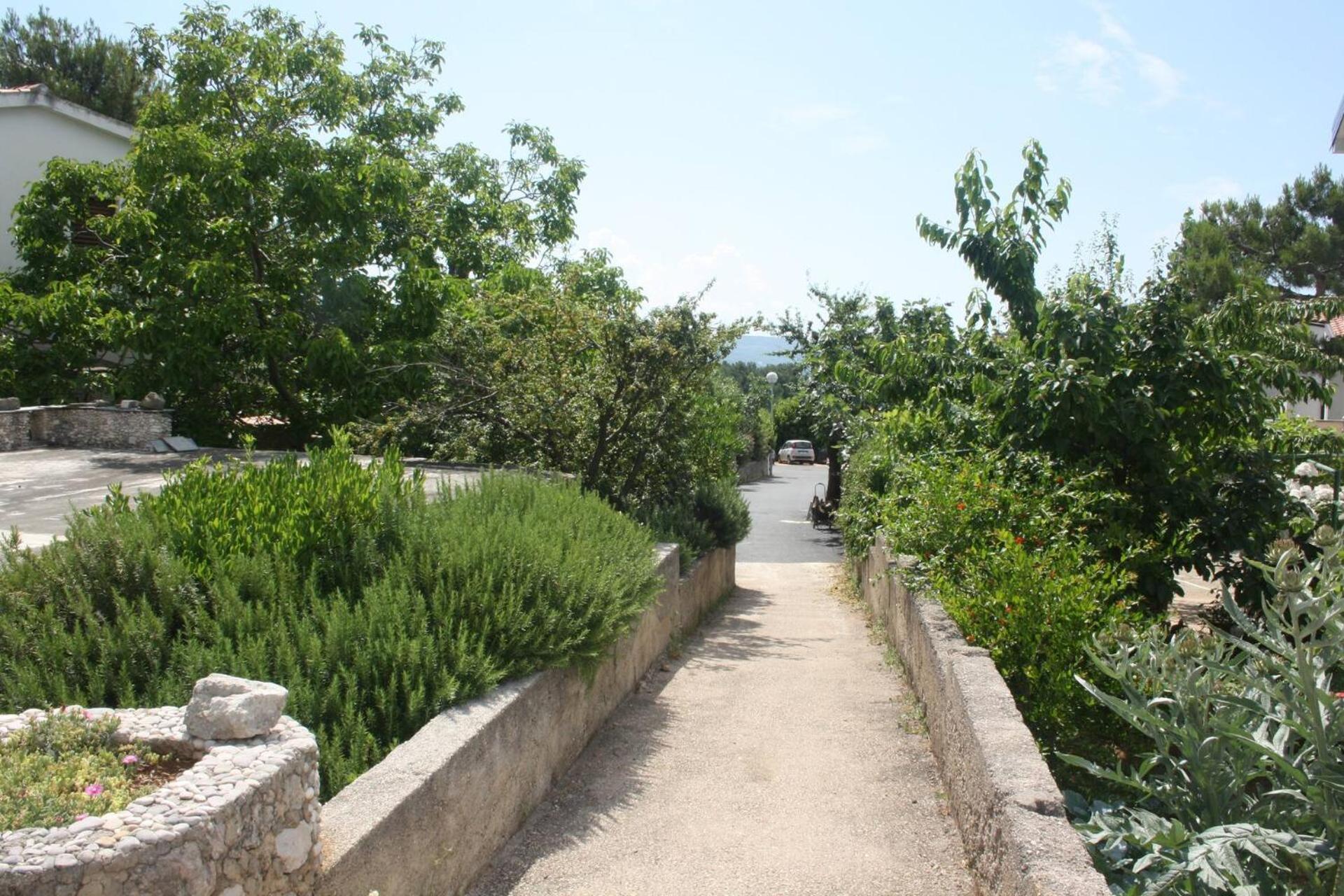 Guest House Helena Close To Beach Krk Town Esterno foto